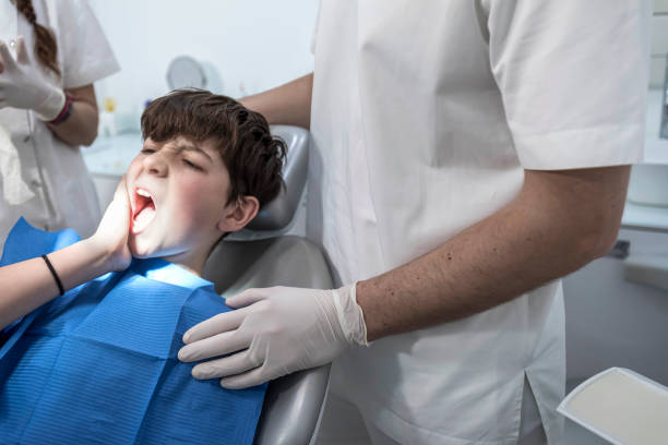 Best Emergency Treatment for Toothache in Lathrop, MO