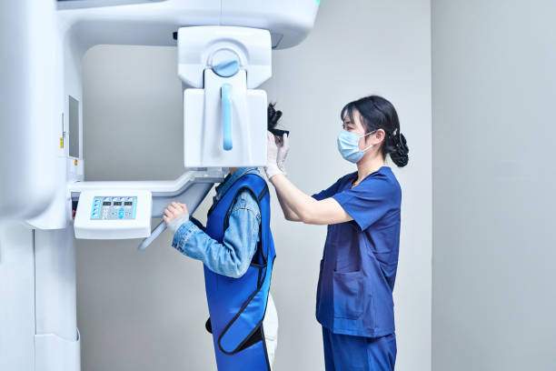 Best Emergency Tooth Extraction in Lathrop, MO